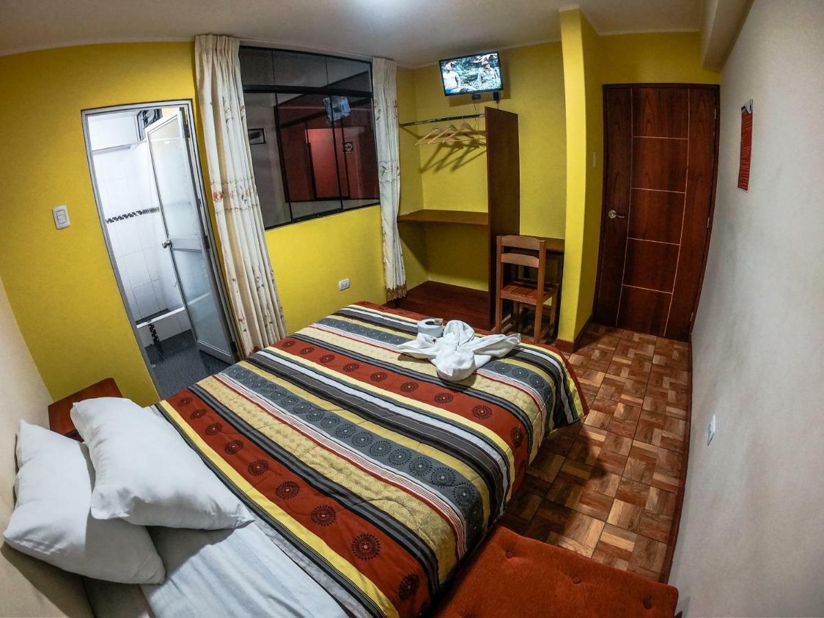 Hostal Berlin Jauja Ngoại thất bức ảnh