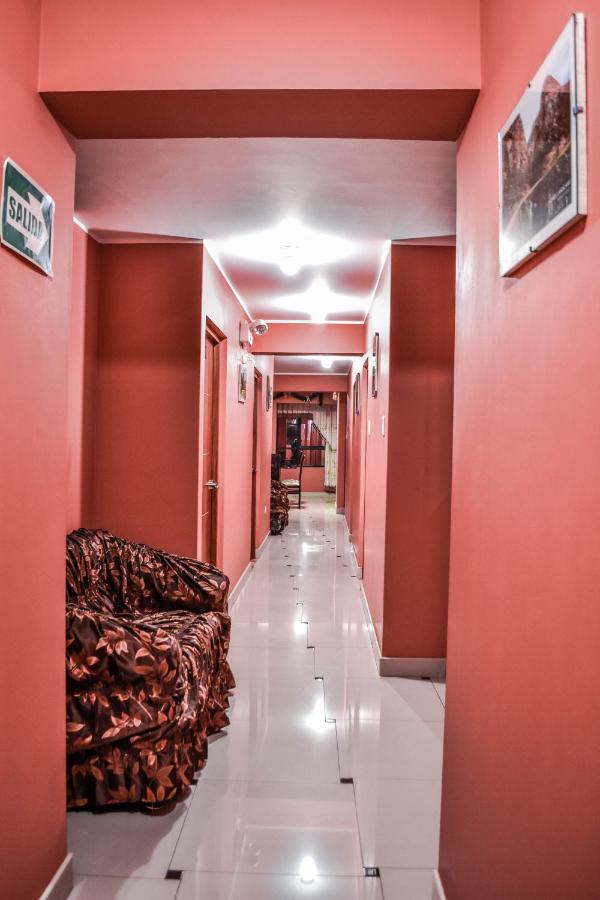 Hostal Berlin Jauja Ngoại thất bức ảnh